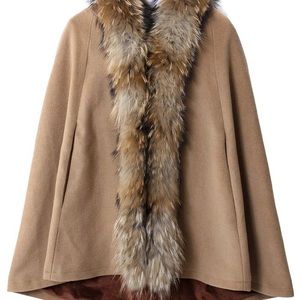 LUXURY KHAKI DETACHABLE FUR HOODED CAPE (perfect for ski trip!)